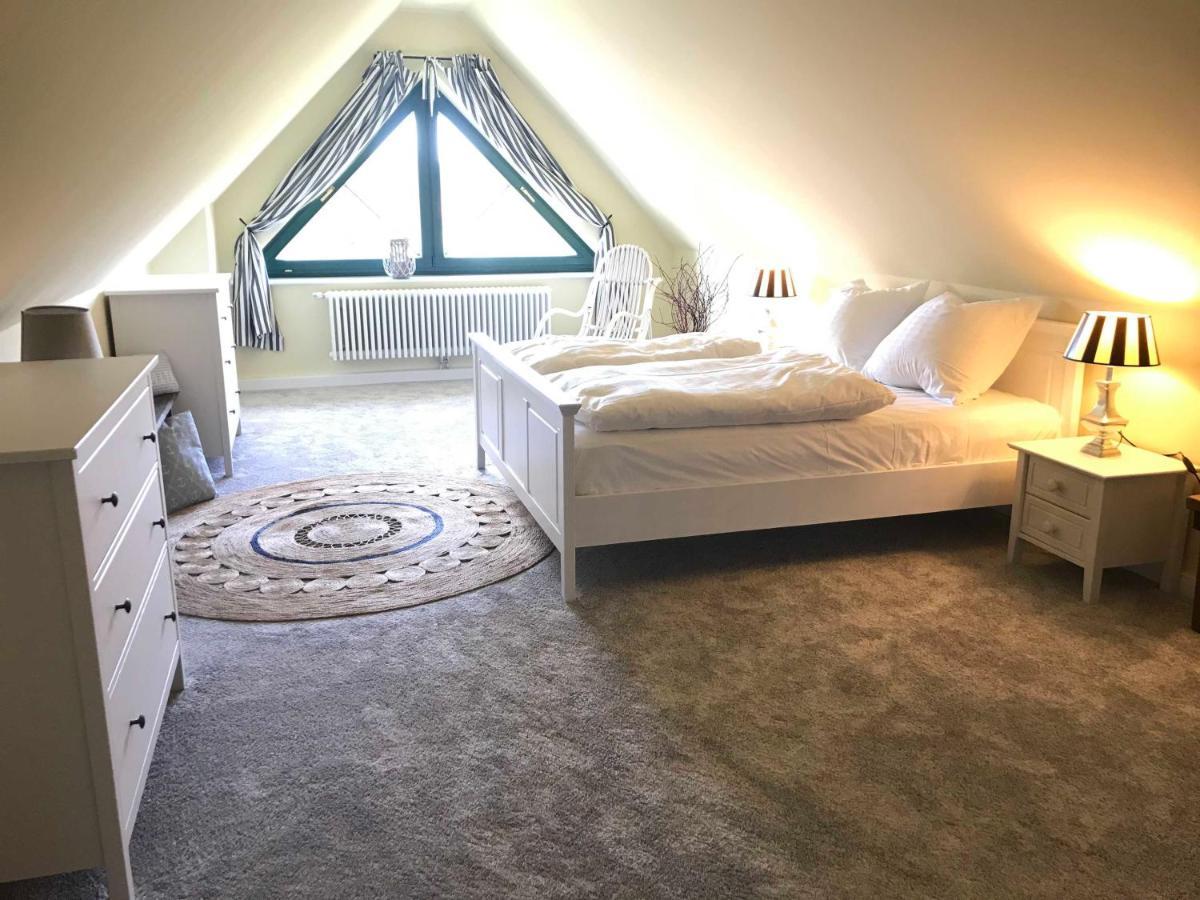 Apartment Schippers Butz Strandnah Mit Whirpool Karlshagen