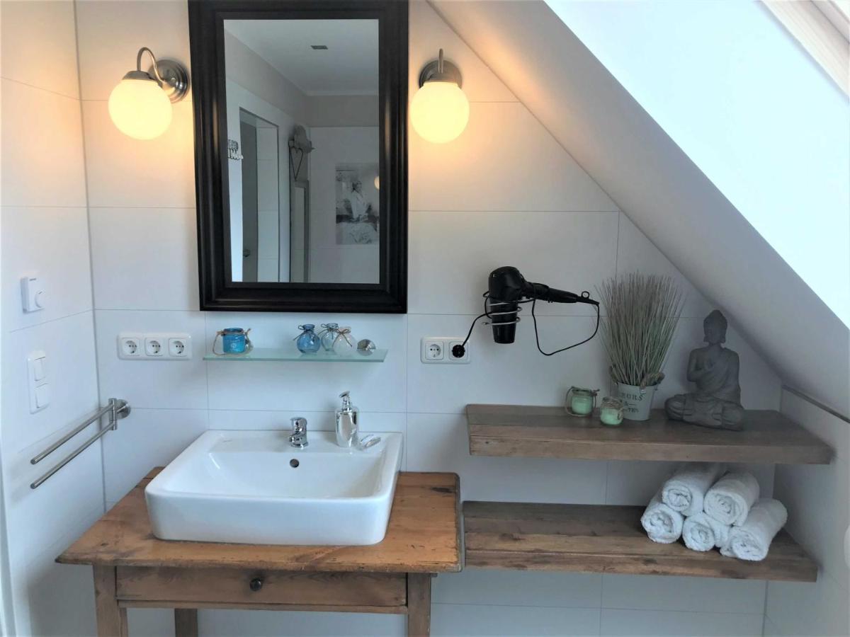 Schippers Butz Strandnah Mit Whirpool Apartment